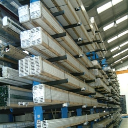 Aluminium products protected with cardboard protection